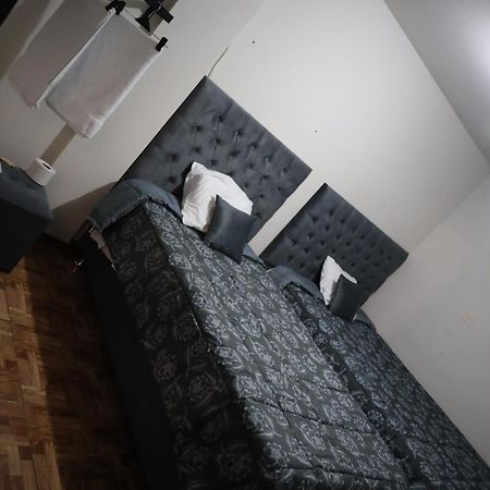 Sabina Aeropuerto Hostel 利马 外观 照片